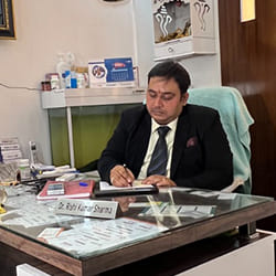 Dr Rishi Kr Sharma